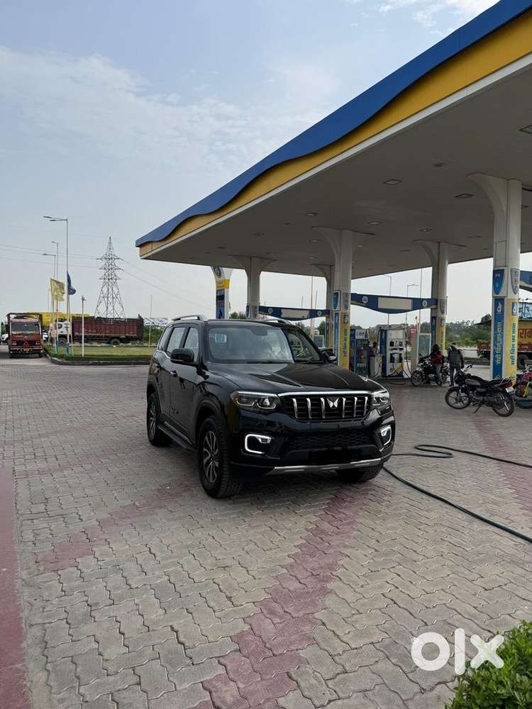 Mahindra Scorpio N Z8l 4x4 Top End