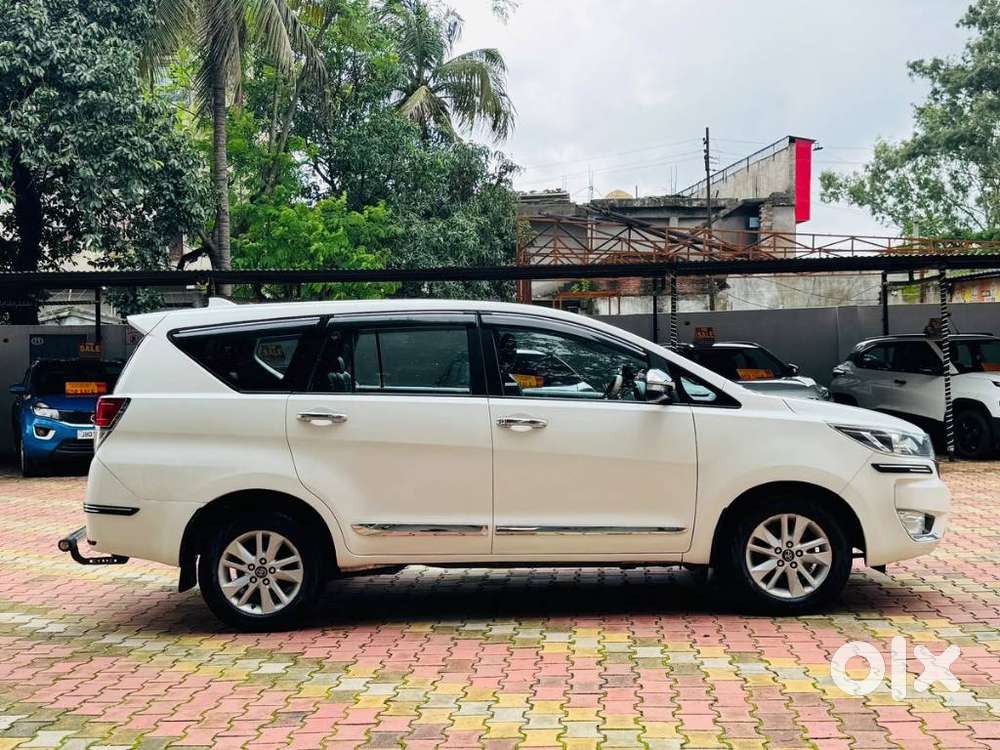 Toyota Innova Crysta 2.4 Gx Mt 8s, 2018, Diesel