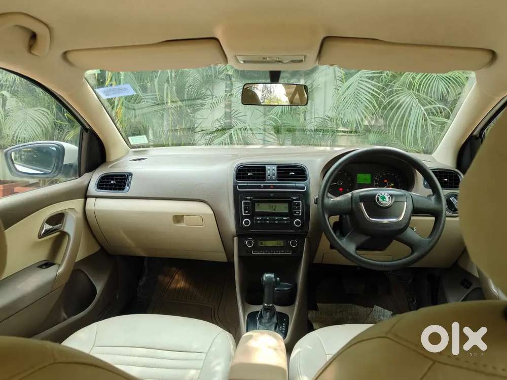 Skoda Rapid Elegance Plus 2012