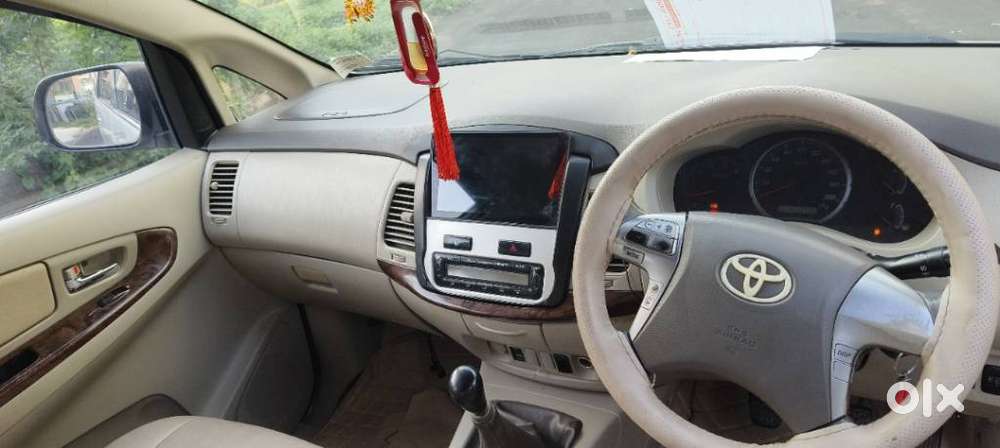 Toyota Innova 2.5 V 7 Str, 2014, Diesel