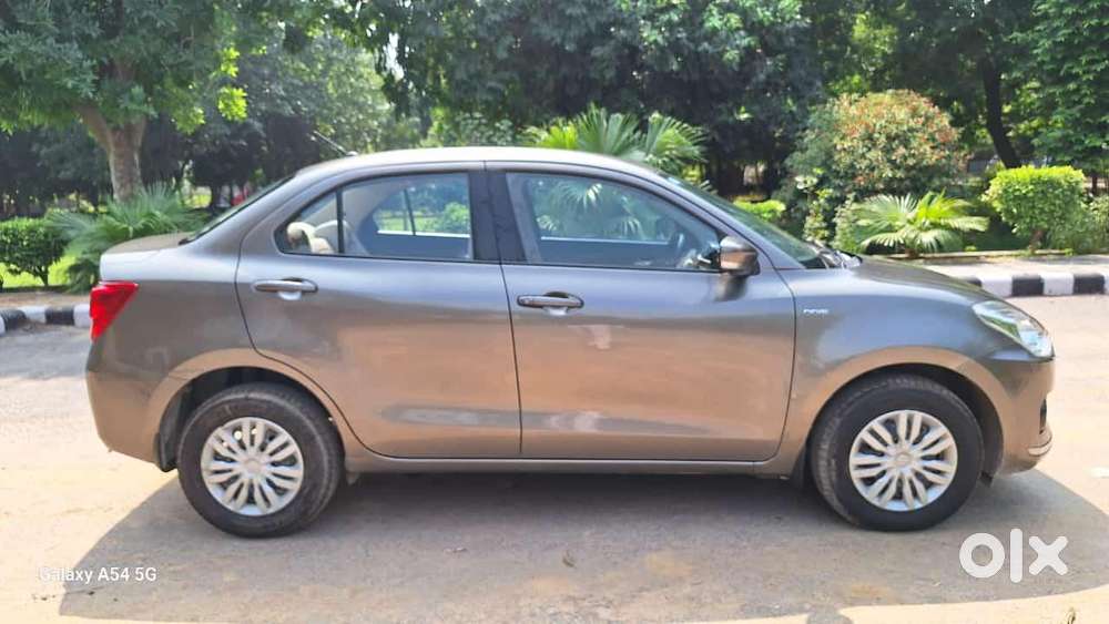 Maruti Suzuki Swift Dzire Amt Vdi, 2019, Diesel