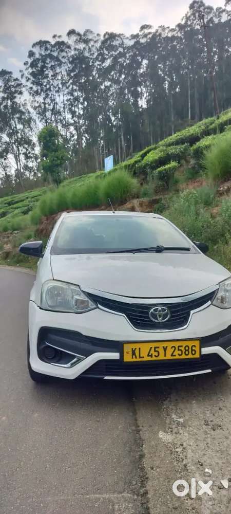 Toyota Etios 2016 Diesel 180000 Km Driven.re Reg