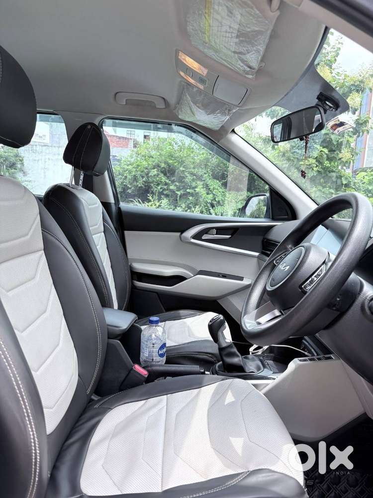 Kia Carens 2023 Diesel Well Maintained