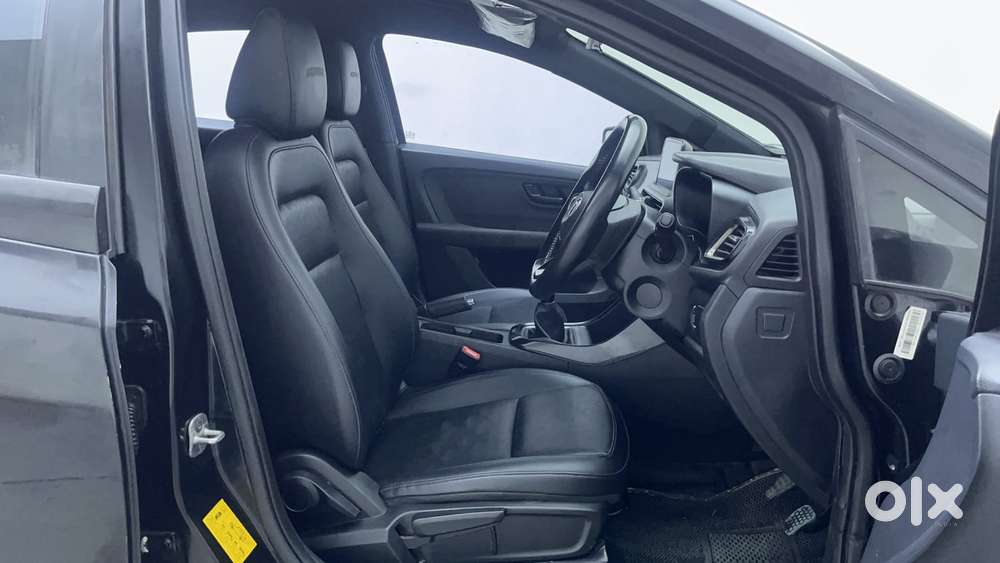 Tata Altroz 1.2 Xz Plus Dark Edition, 2022, Petrol