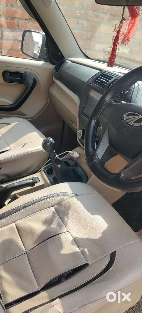 Mahindra Tuv 300 2019