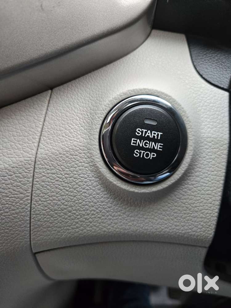 Mahindra Xuv300 W8 Option Diesel, 2021, Diesel