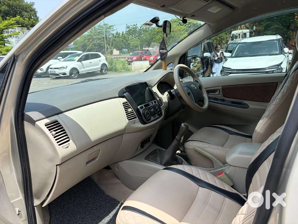 Toyota Innova 2.5 G (diesel) 7 Seater, 2014, Diesel
