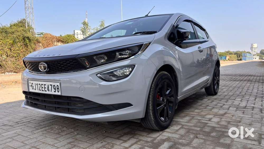 Tata Altroz 2020 Pure Grey Petrol Well Maintained