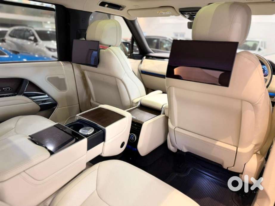 Land Rover Range Autobiography Lwb 4.4 Petrol 7 Str, 2023, Petrol