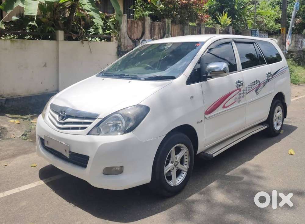 Toyota Innova 2.5 Gx 7 Str Bs-iii, 2009, Diesel