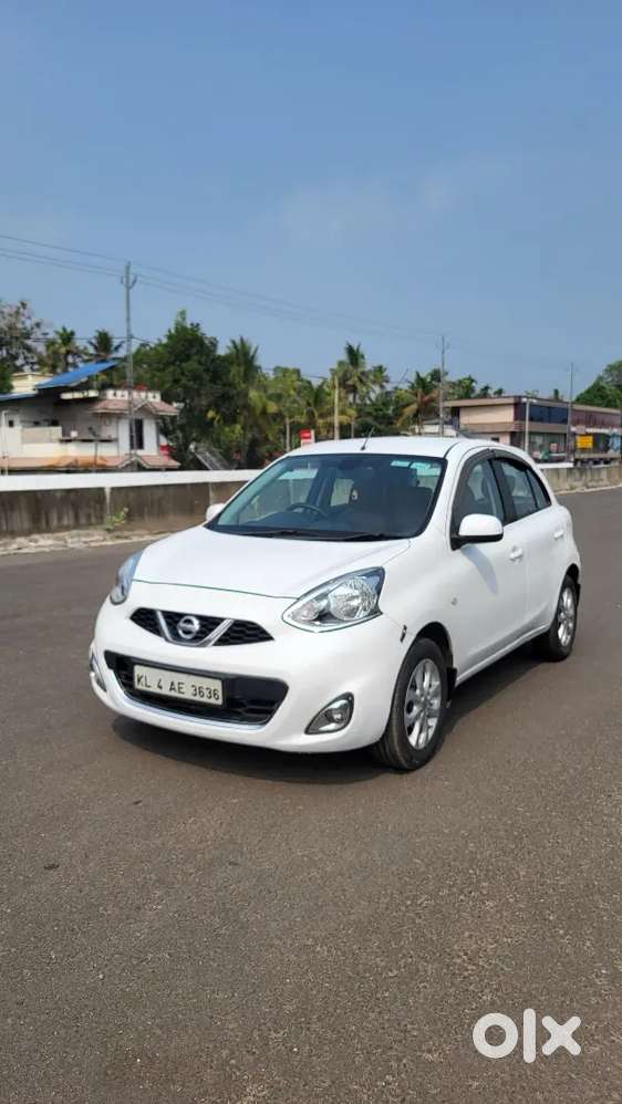 2017 Nissan Micra Xv Cvt Petrol 70000 Km Driven
