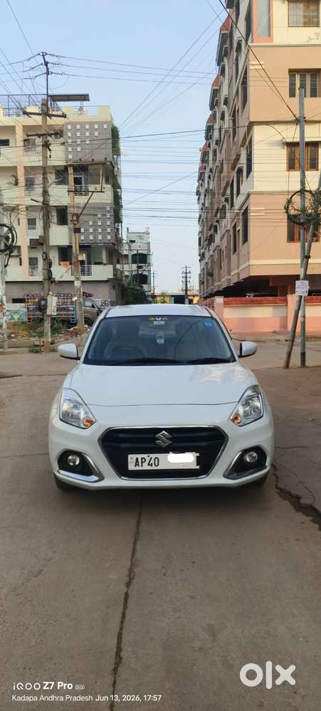 Maruti Suzuki Dzire 1.2 Vxi, 2023, Petrol