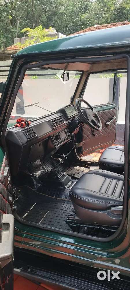 Mahindra Armada 1998