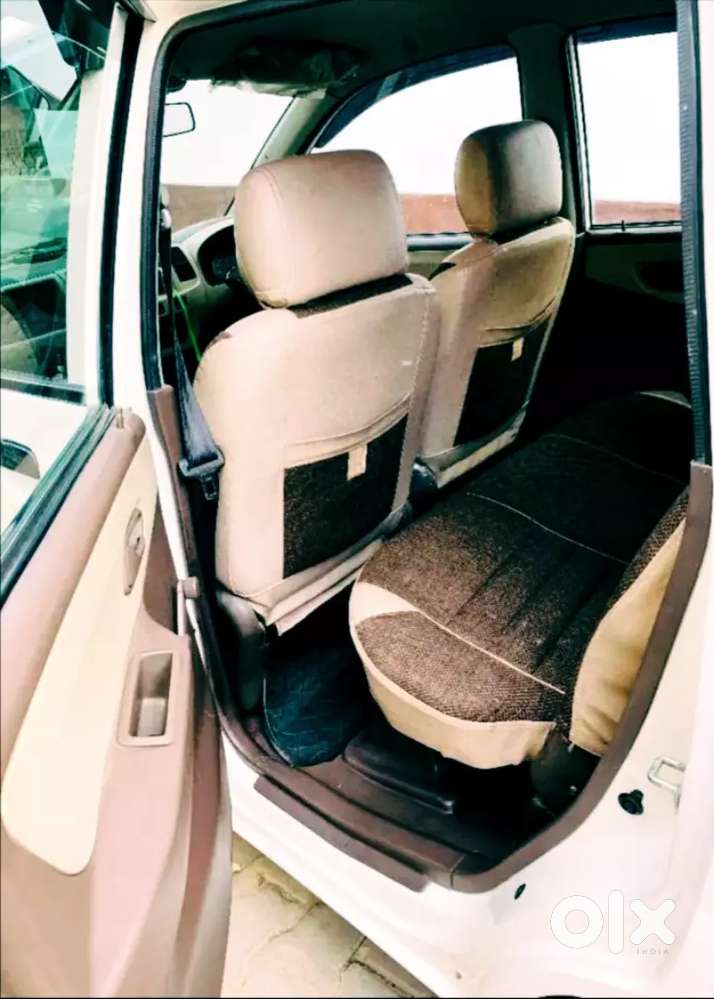 Zen Estilo Lxi Showroom Condition. 65000 Km Chali Hue Hai. Nice Avrage