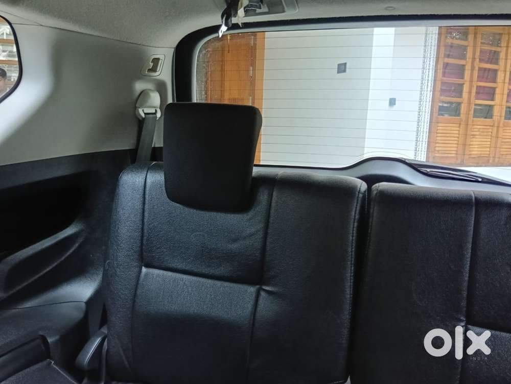 Toyota Innova Crysta 2.4 G Mt, 2017, Diesel