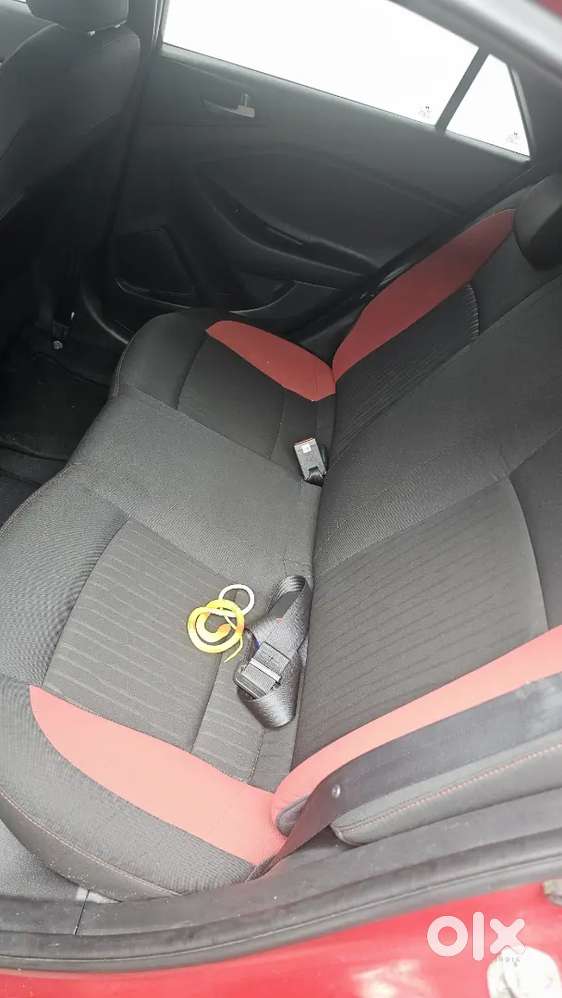 Hyundai I20 Manual Petrol Variet 29800 Kilometers. 585000 Only