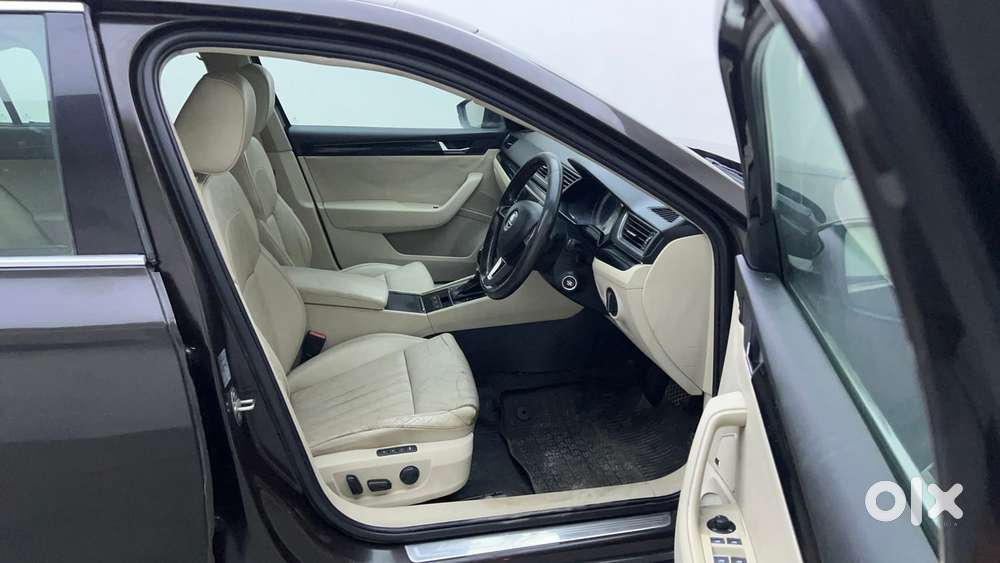 Skoda Superb 2.0 L&k Tsi At, 2016, Diesel