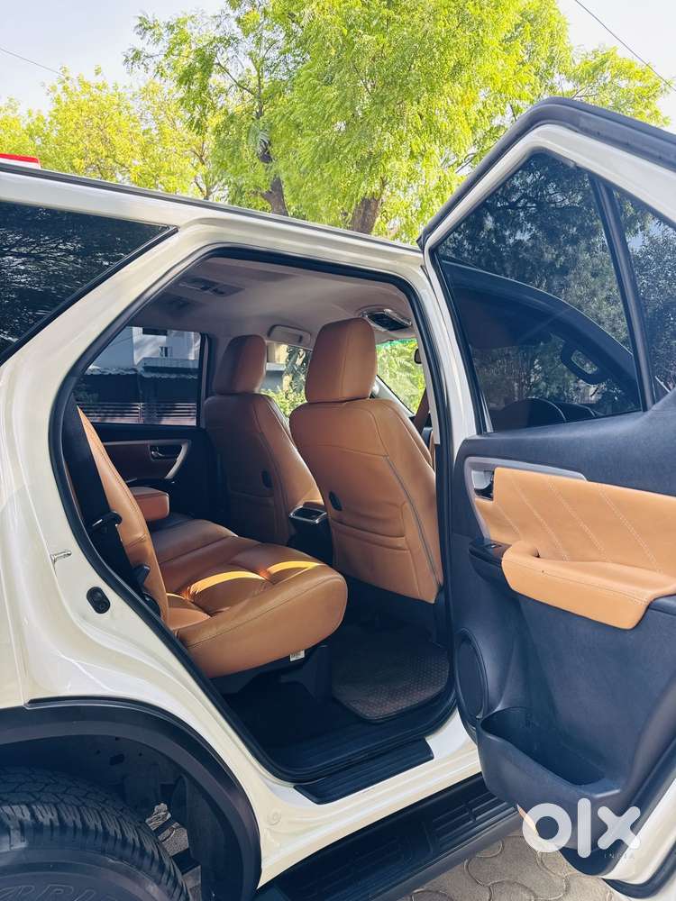 Toyota Fortuner 2.7 2wd At, 2019, Petrol