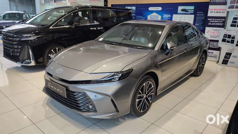 Toyota Camry 2.5 Hybrid, 2026, Petrol