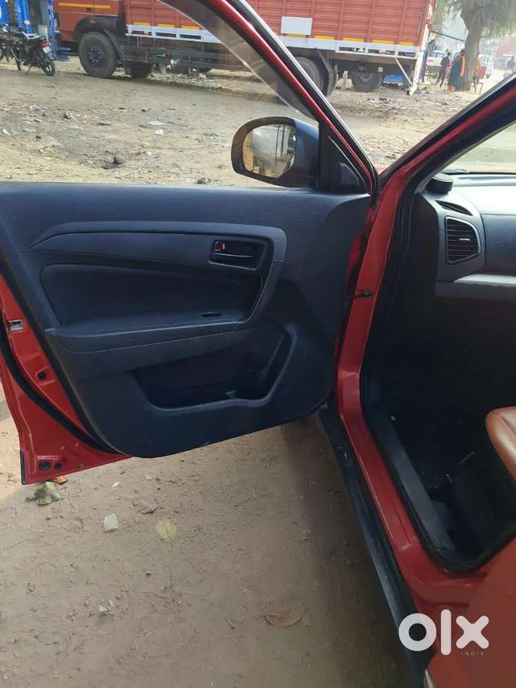 Maruti Suzuki Vitara Brezza 2016
