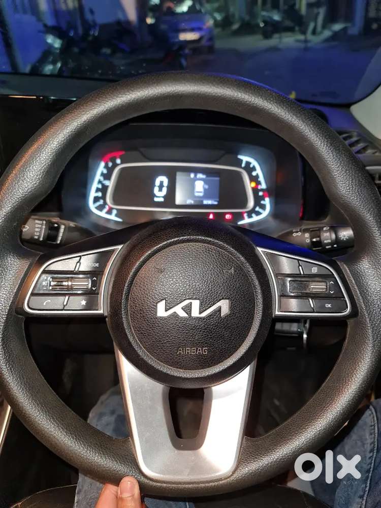 Kia Sonet Htk 1.2 Petrol Showroom Condition