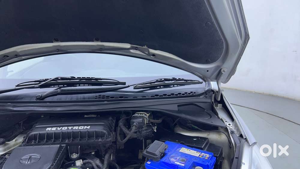 Tata Tiago Xe, 2016, Petrol