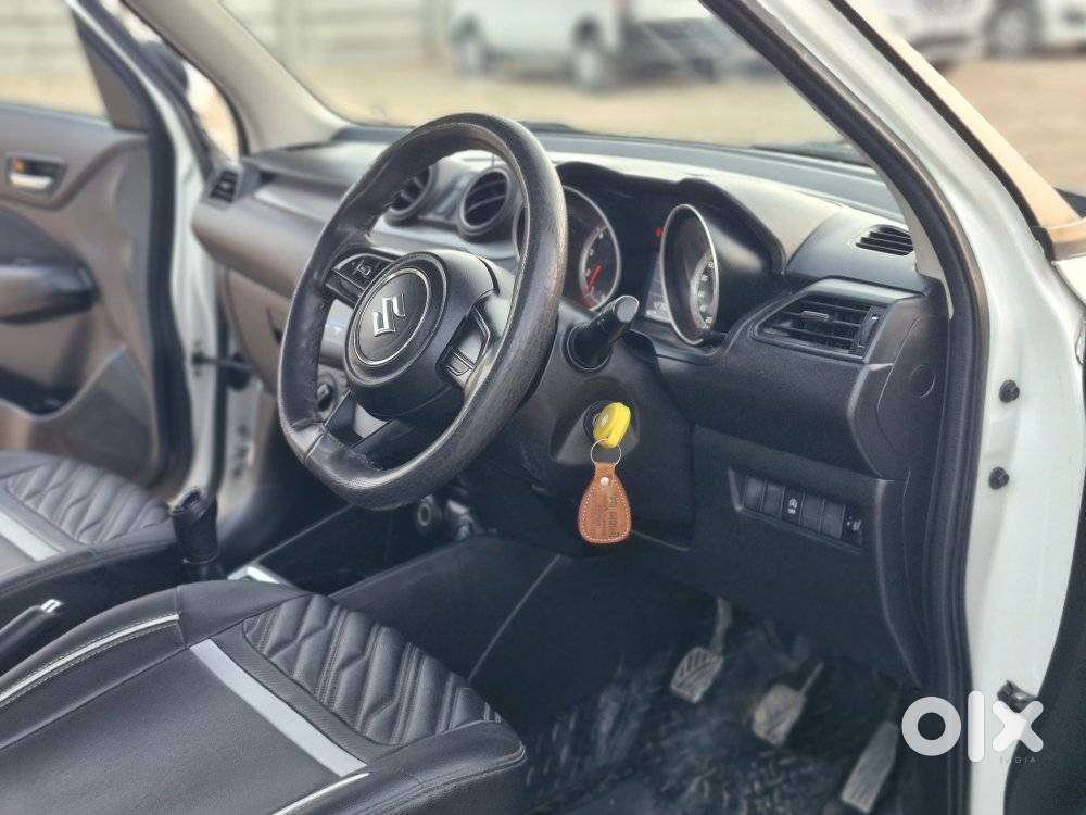 Maruti Suzuki Swift Vxi + Manual, 2021, Petrol