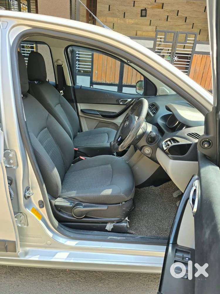 Tata Tiago Xz, 2018, Petrol