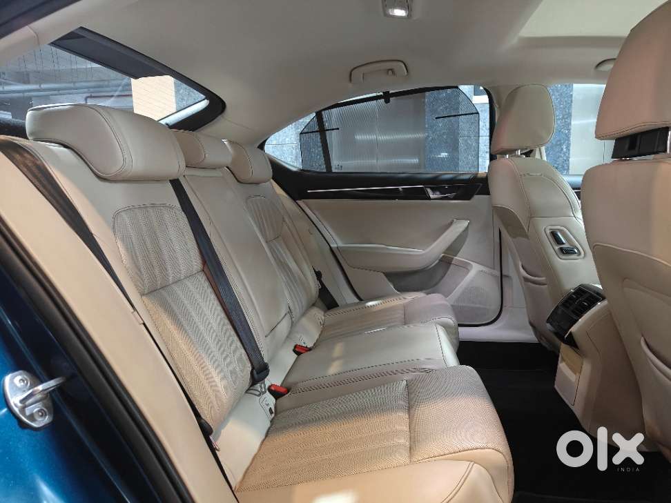 Skoda Superb 2.0 L&k Tsi At, 2020, Petrol