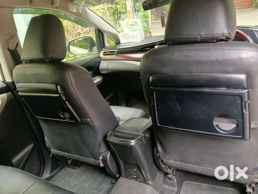 Toyota Innova Crysta [2020-ongoing] 2.4 Vx 8 Str, 2020, Diesel