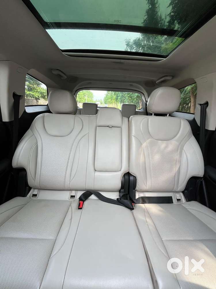 Mahindra Xuv700, 2022, Diesel
