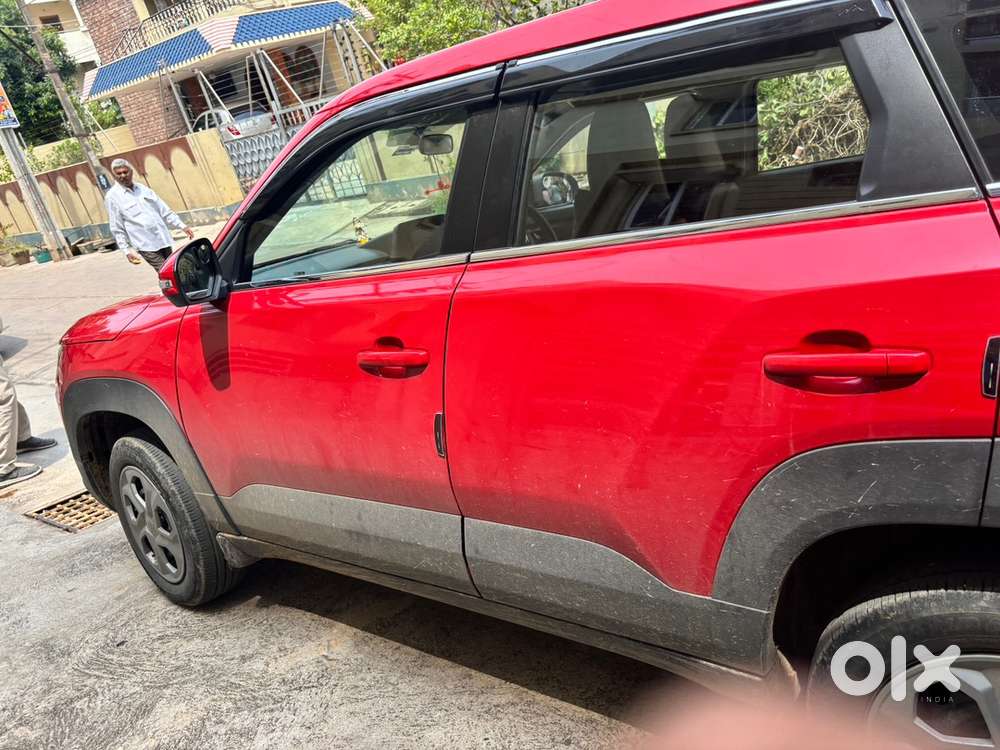 2022 Maruti Brezza Lxi Smart Hybrid