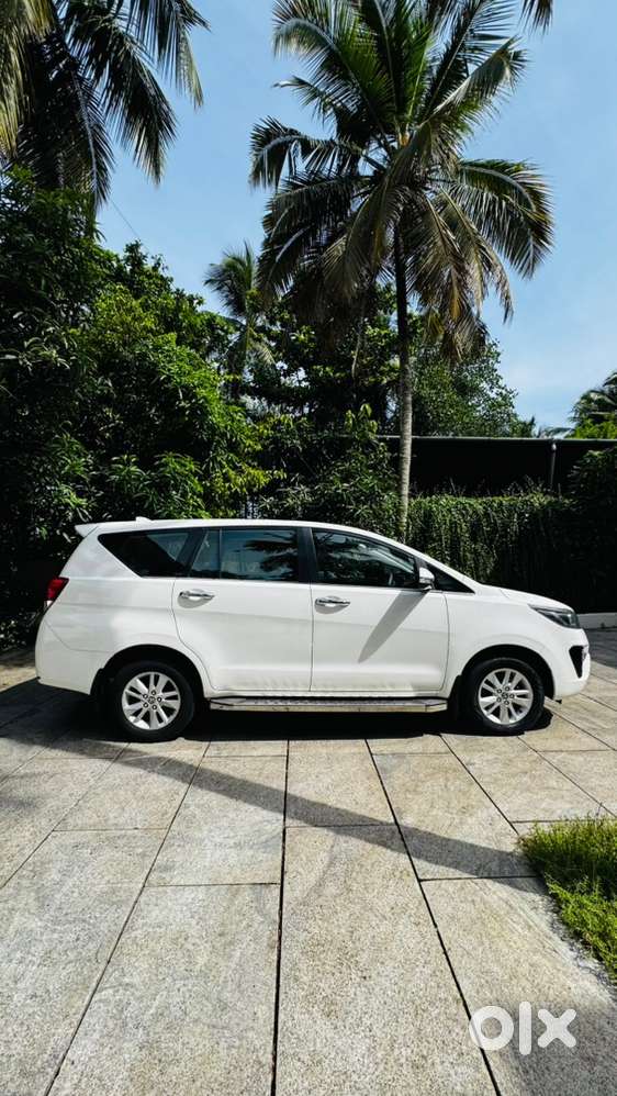 Toyota Car Automatic 2017