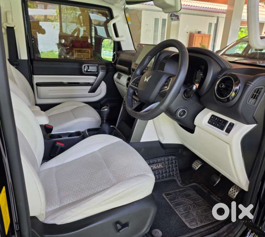 Mahindra Thar Roxx Ax7 L Diesel Mt 2wd, 2025, Diesel