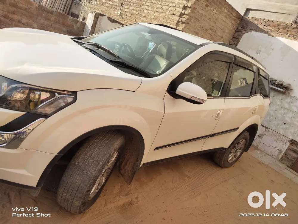 Mahindra Xuv500 2015 Diesel Well Maintained