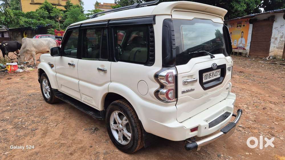 Mahindra Scorpio S10 7 Seater, 2015, Diesel