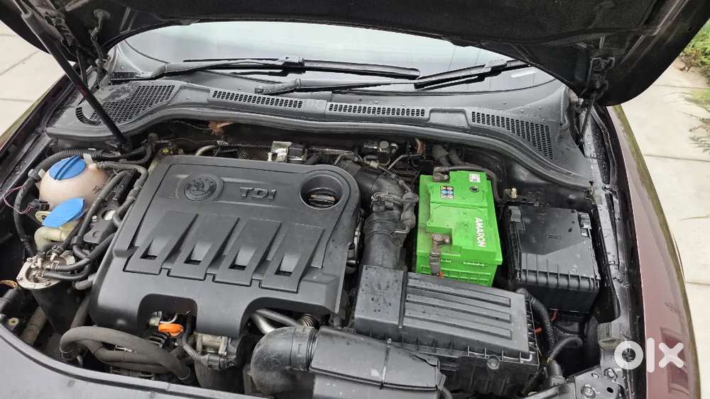 Skoda Superb Elegance 2011 Diesel Automatic