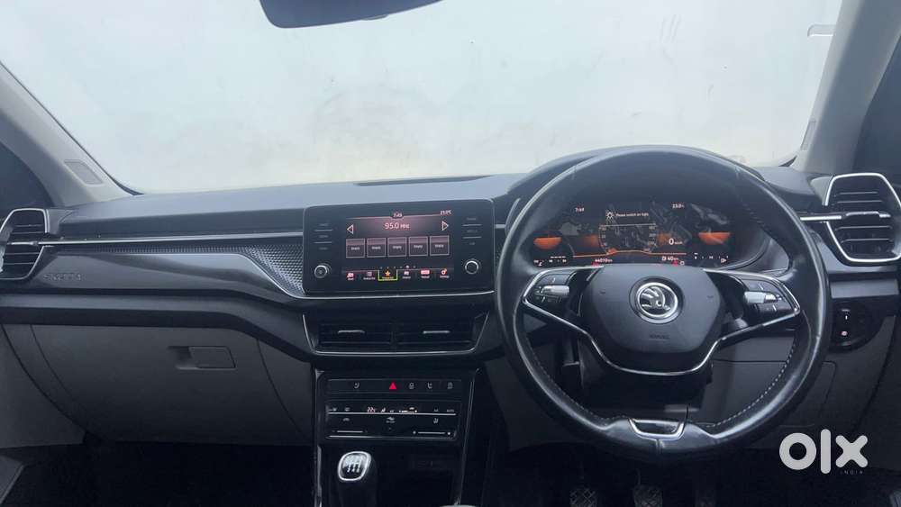 Skoda Kushaq Style 1.0l Tsi Mt, 2022, Petrol