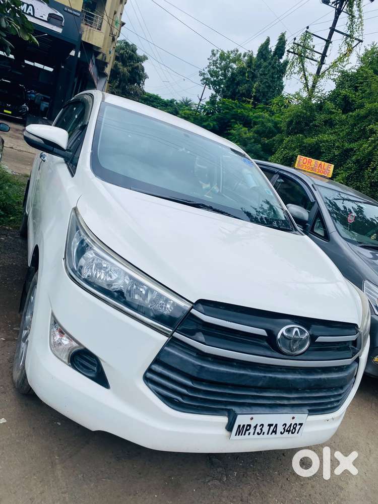 Toyota Innova Crysta 2.4 Gx Mt 8s, 2017, Diesel