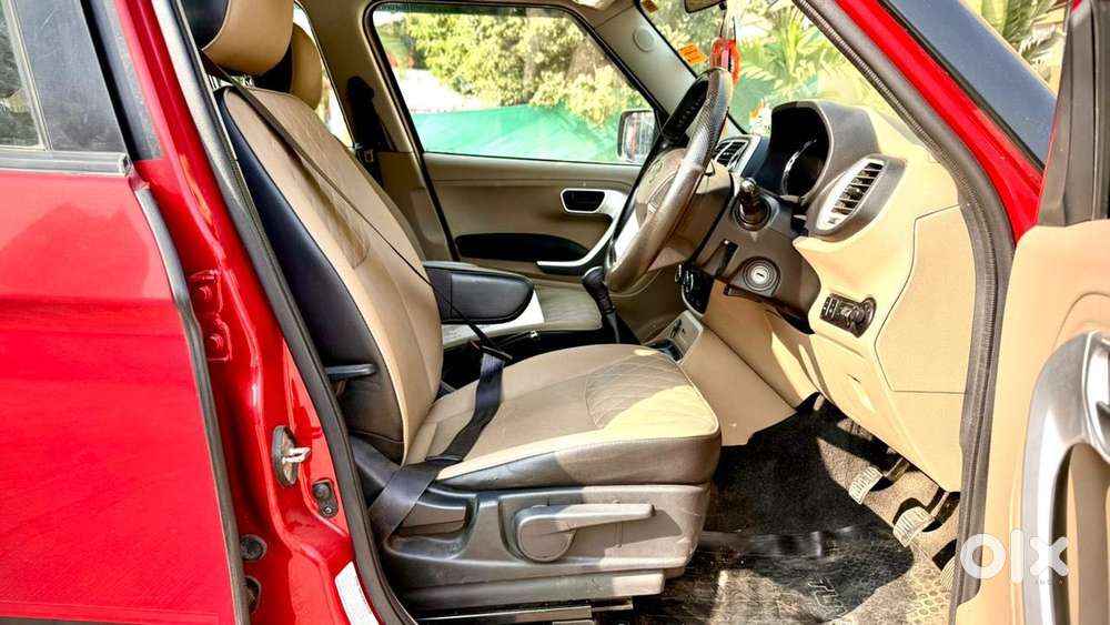 Mahindra Tuv 300 T10, 2018, Diesel