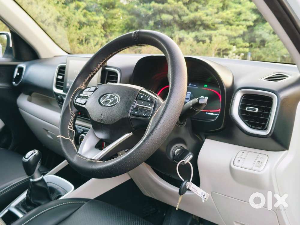 Hyundai Venue S (o) 1.0 Turbo Mt, 2024, Petrol