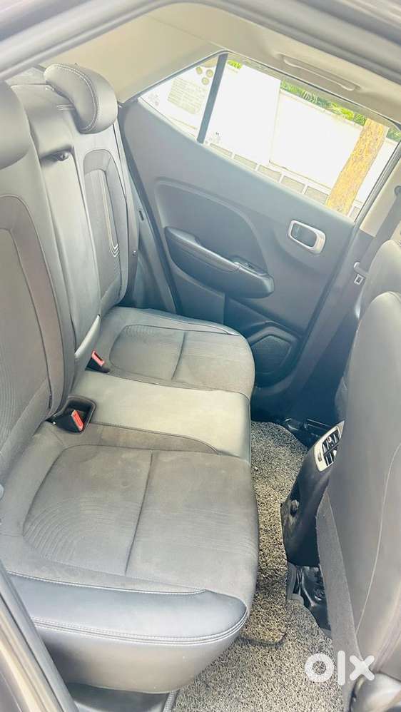 Hyundai Venue Petrol 2021
