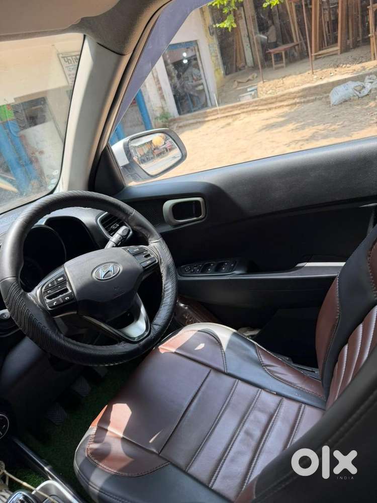 Hyundai  Venue Diesel Car 2019 In Best Condition With Sunroof