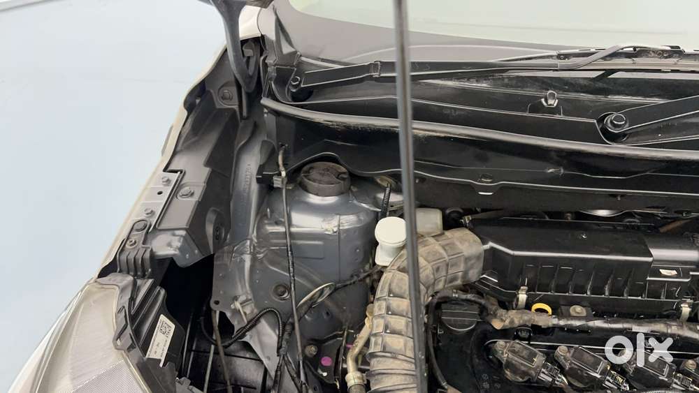 Maruti Suzuki Xl6 1.5 Alpha At, 2021, Petrol