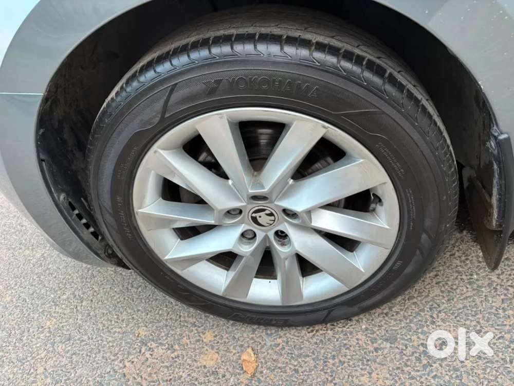 Skoda Superb 2.0 L&k Tsi At, 2016, Petrol