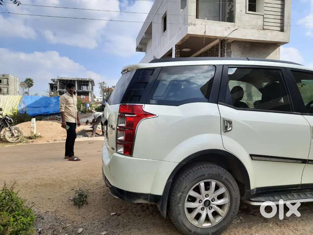 Mahindra Xuv500 2016 Diesel 106000 Km Driven