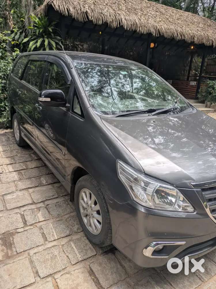 Toyota Innova 2012 Model