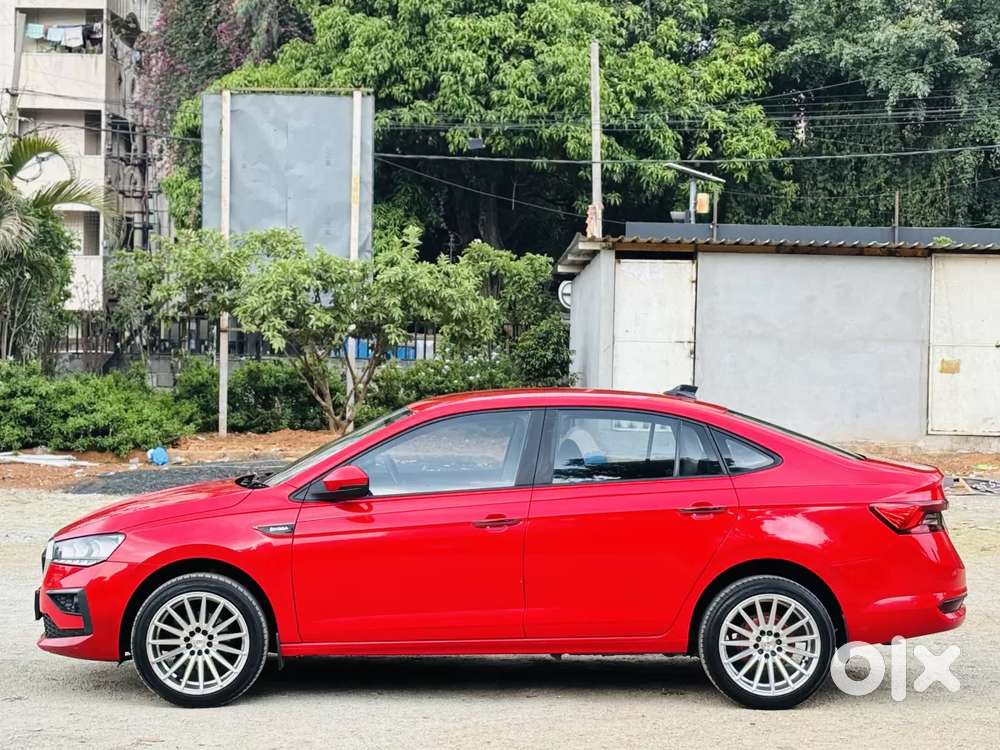 Skoda Slavia Ambition 1.0l Tsi At, 2022, Petrol