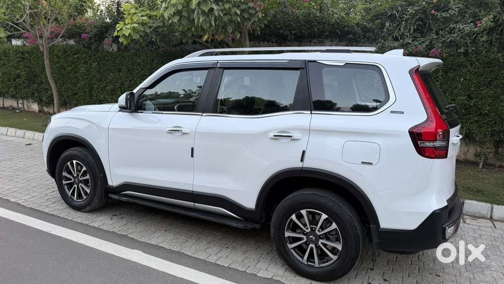 Mahindra Scorpio N Z8 Select Diesel At 2wd 7-seater, 2025, Diesel