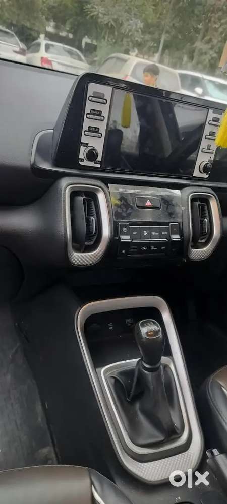 Kia Sonet 2023 Petrol 25000 Km Driven